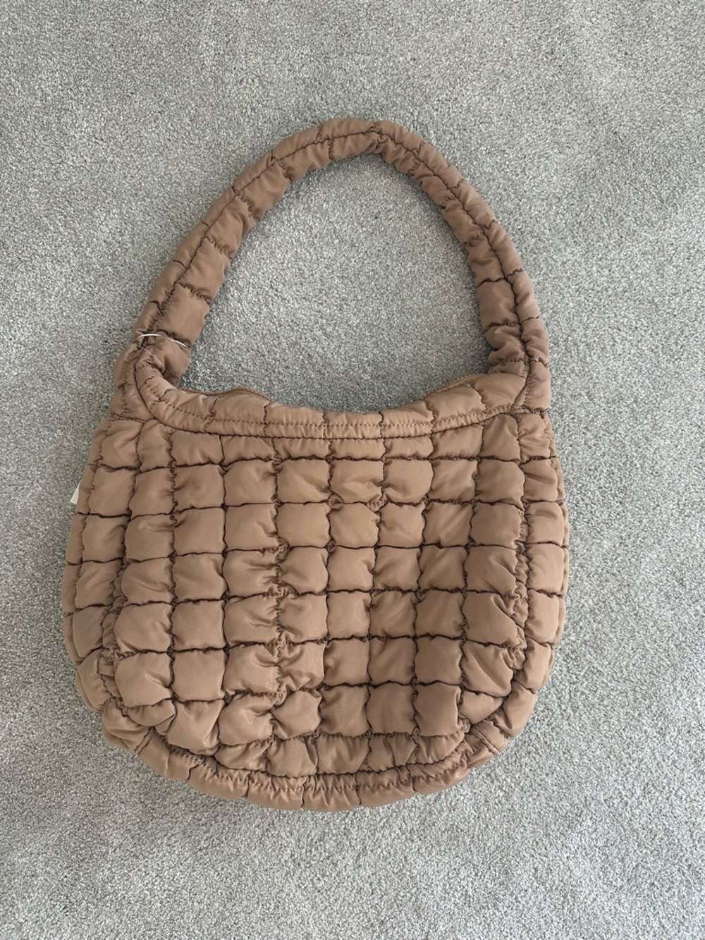 Urban Expressions Quilted Puffer Shoulder Bag in Taupe